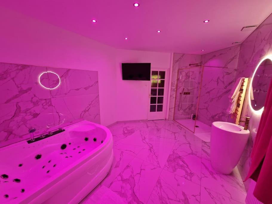 Maison Chic Avec Jacuzzi Nogent Sur Oise Yaospa60 Esterno foto