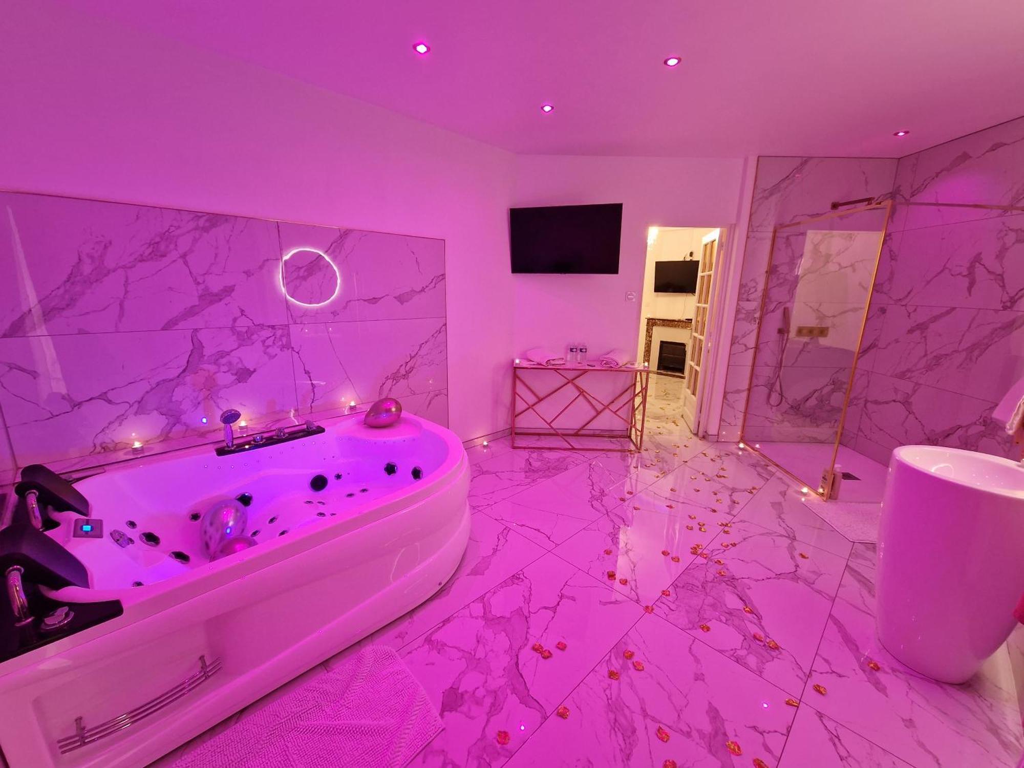 Maison Chic Avec Jacuzzi Nogent Sur Oise Yaospa60 Esterno foto