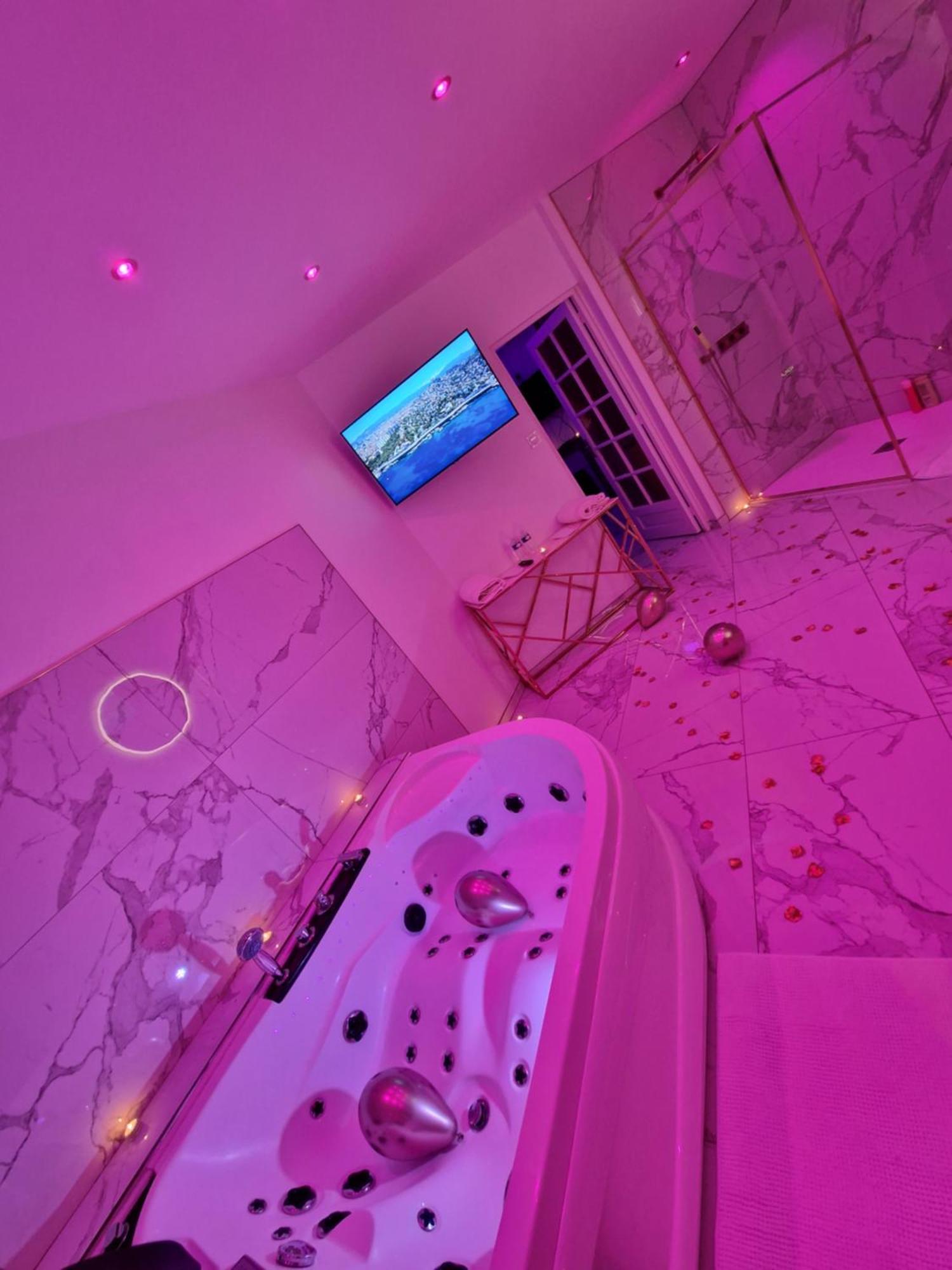 Maison Chic Avec Jacuzzi Nogent Sur Oise Yaospa60 Esterno foto